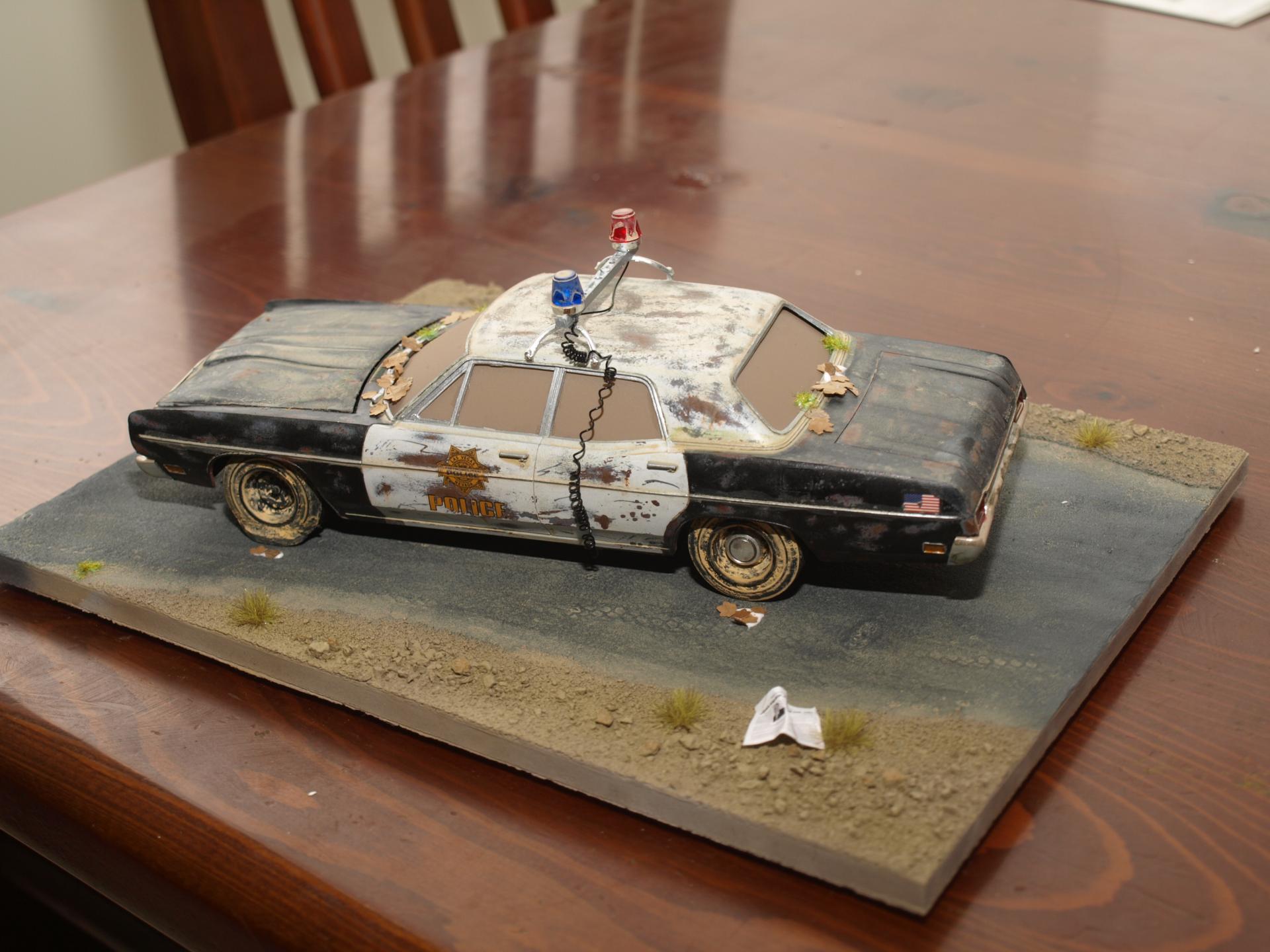 Abandoned Police Car Diorama. - Model Cars - Model Cars Magazine Forum