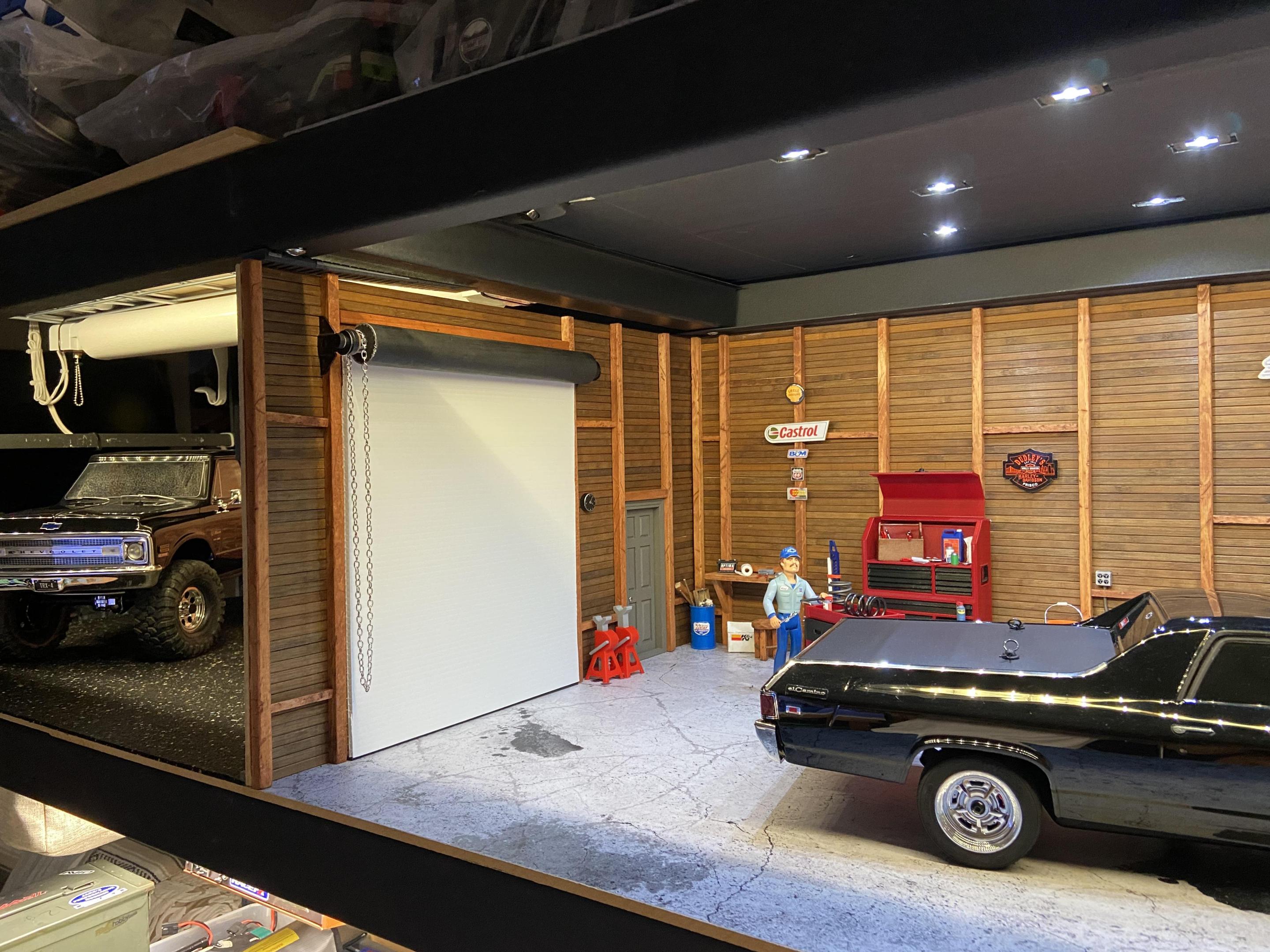 RC garage, somewhat 1/10 scale - Dioramas - Model Cars Magazine Forum