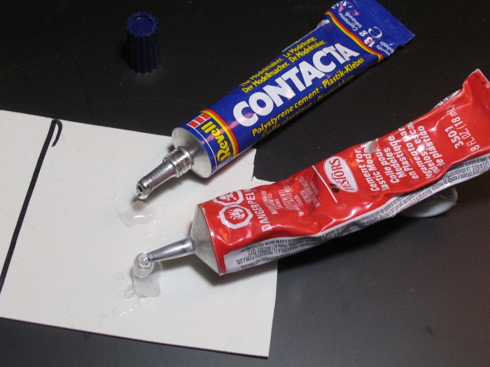  Contacta Special Liquid Cement by Revell of Germany